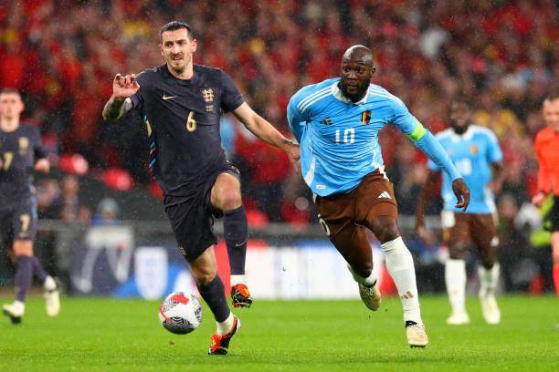 pp电子-95分钟绝平南门打农夫三拳！三狮1负1平却见希望？