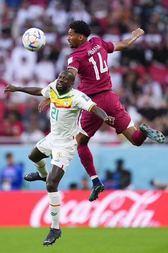 1669381995489088499.jpeg pp电子-【世界杯】卡塔尔首球门迪神扑,卡塔尔1-3塞内加尔